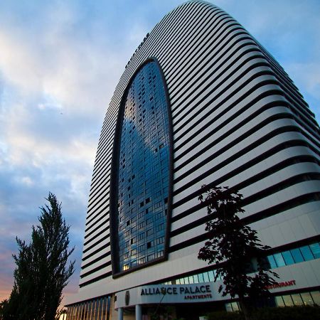 Apartments In Alliance Batumi Bagian luar foto