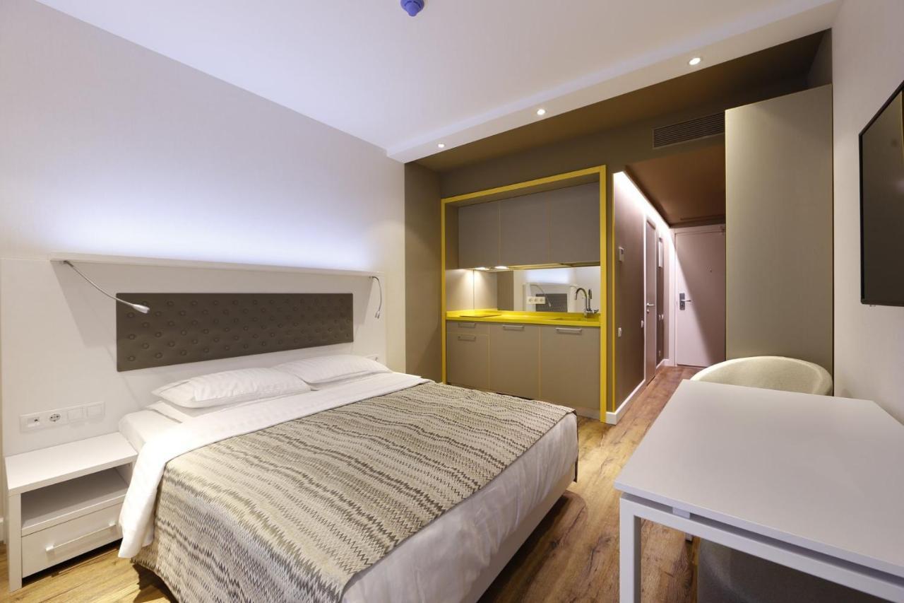 Apartments In Alliance Batumi Bagian luar foto